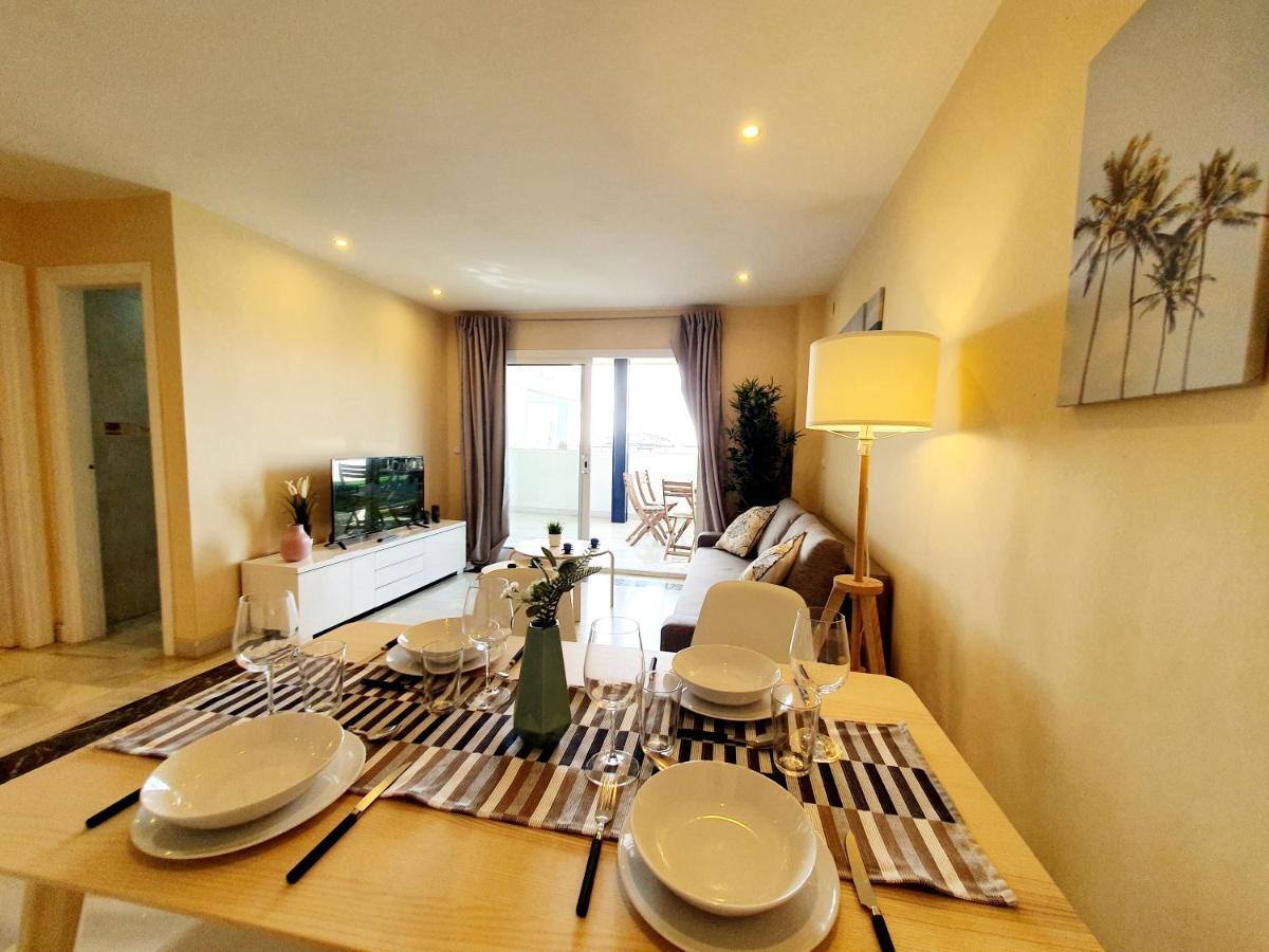 Cozy Apartment On The Beach Sitio de Calahonda Exterior foto